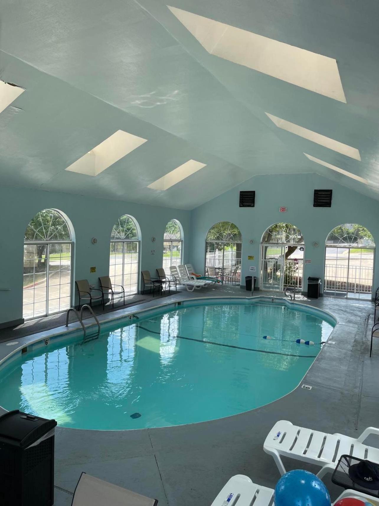 Carriage House Inn Branson Buitenkant foto